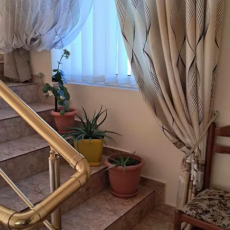 Гостевой дом Nevi House Берат